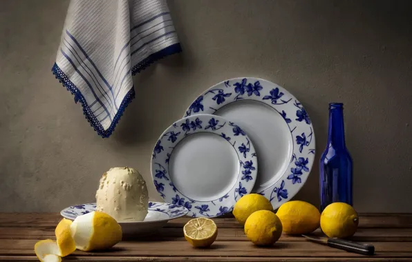 Стекло, стол, стена, доски, бутылка, полотенце, контраст, нож