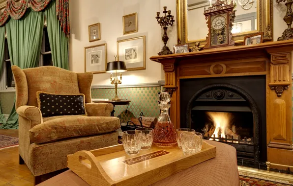 Картинка огни, часы, бутылка, кресло, камин, виски, гостиная
