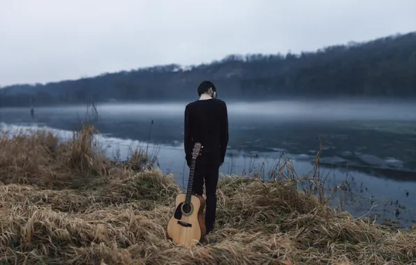 Река, человек, гитара