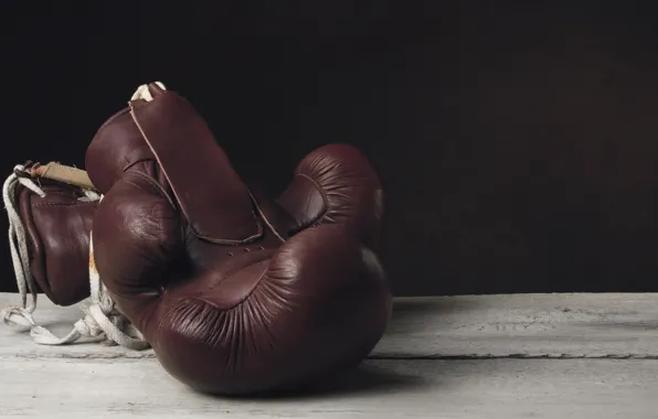 Картинка old, leather, boxing, gloves
