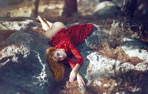 Попа, девушка, камни, красное, зад, платье, рыжая, girl