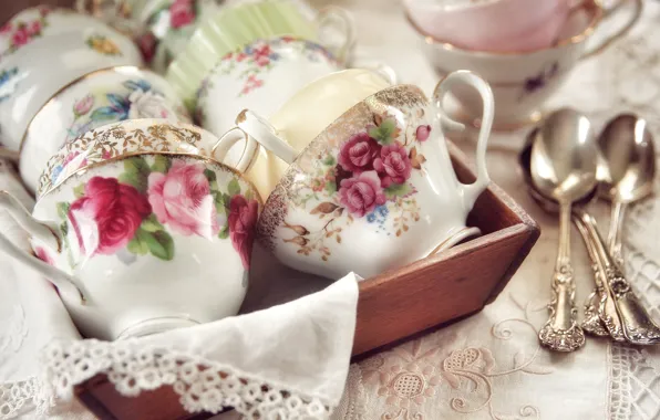 Рисунок, чашки, посуда, ложки