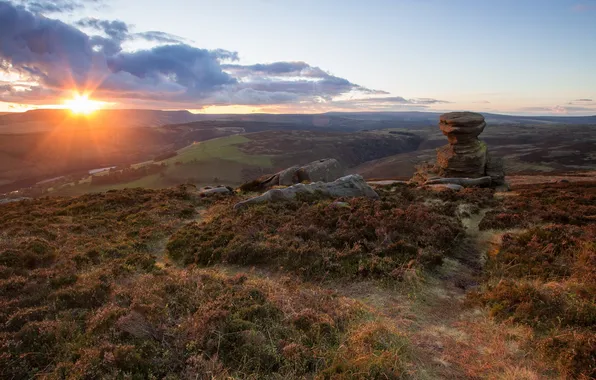 Закат, горы, камни