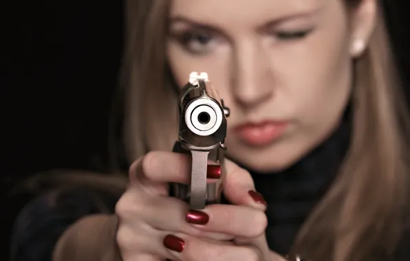 Картинка девушка, пистолет, оружие