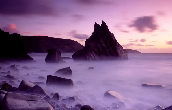 Картинка море, фиолетовый, небо, вода, облака, природа, туман, камни