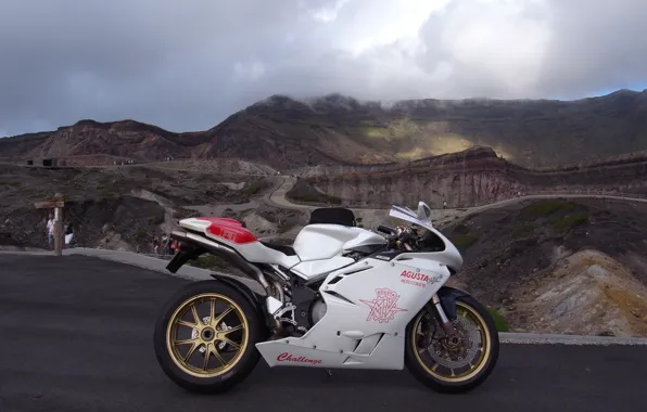 Картинка белый, небо, облака, горы, мотоцикл, white, bike, MV Agusta