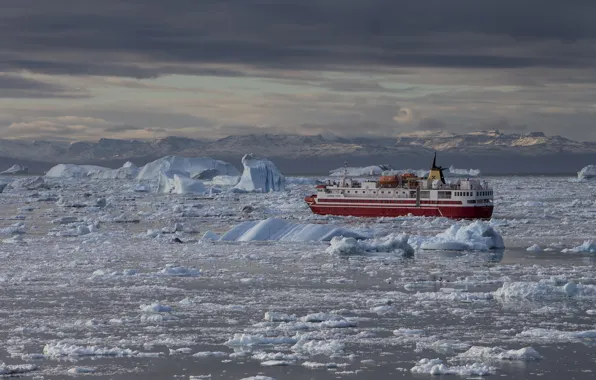 Картинка море, горы, корабль, лёд, паром, айсберги, Гренландия