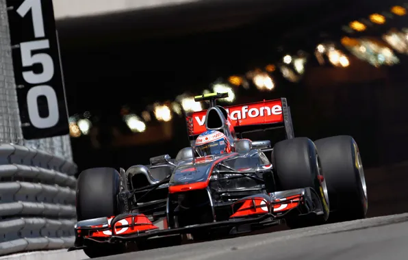 Картинка Гонка, Трасса, Formula-1, 2011, Болид, Jenson Button, Дженсон Баттон, Формула-1