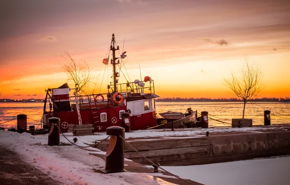 Озеро, корабль, причал, Canada, Ontario, Toronto, Duncan Rawlinson, tuboat at sunrise