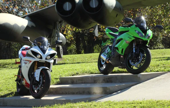 Картинка белый, зеленый, green, мотоциклы, white, суперспорт, yamaha, кавасаки