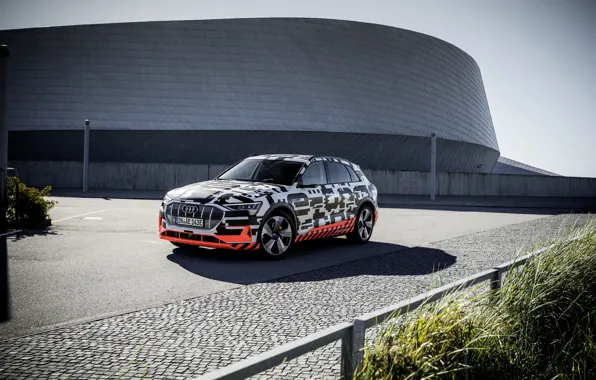 Audi, сооружение, стоянка, 2018, E-Tron Prototype