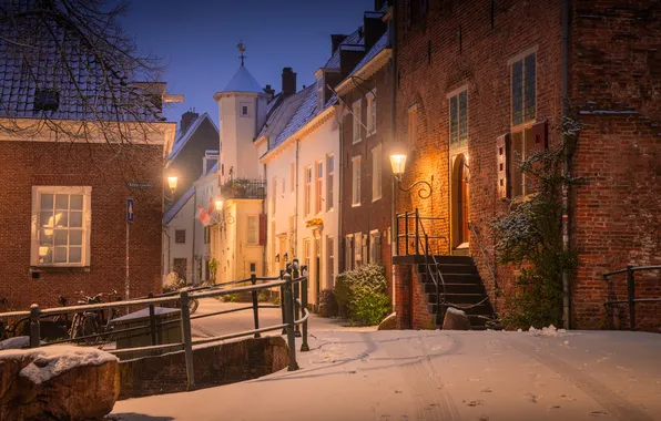 Снег, улица, здания, дома, вечер, фонари, Нидерланды, Netherlands