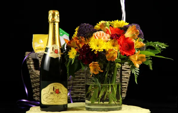Картинка бутылка, букет, ваза, черный фон, шампанское, корзинка, герберы, хризантемы