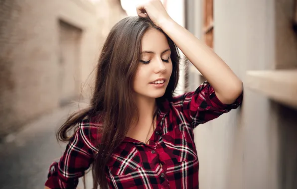 Девушка, поза, модель, рука, макияж, прическа, рубашка, шатенка