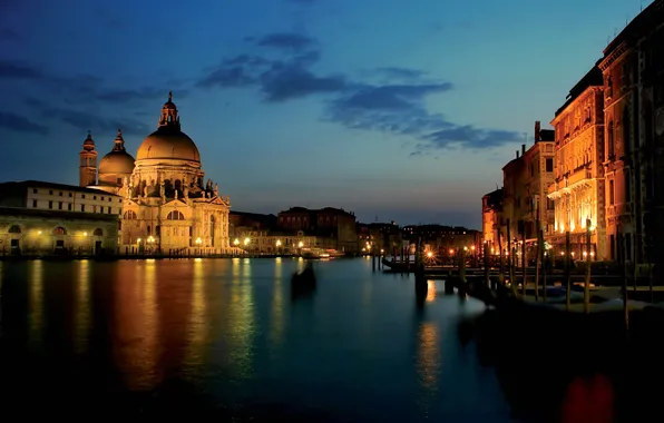 Ночь, огни, Италия, Венеция, канал, собор Санта-Мари-делла-Салюте