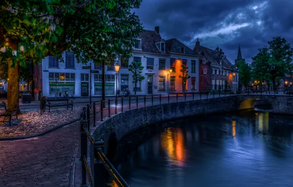 Ночь, здания, фонари, Нидерланды, Голландия, водный канал, Utrecht, Амерсфорт