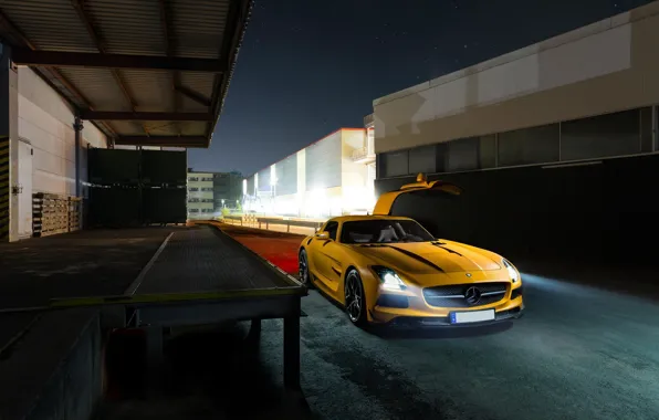 Картинка Mercedes-Benz, Light, AMG, SLS, Night, Yellow, Supercar, Doors Gull