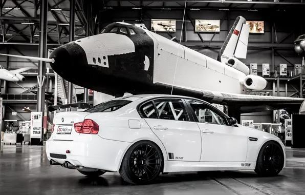 Белый, бмв, BMW, white, shuttle, e92, museum, шаттл. музей