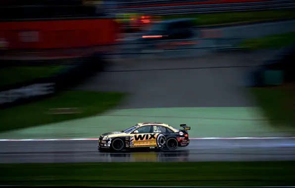 Audi A4, Rob Austin, wet race