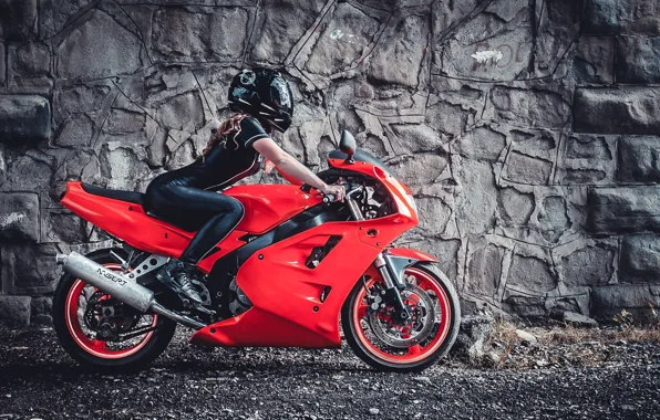 Картинка Girl, Red, Model, Side, Wheels, Brake, Hair, Motocycle