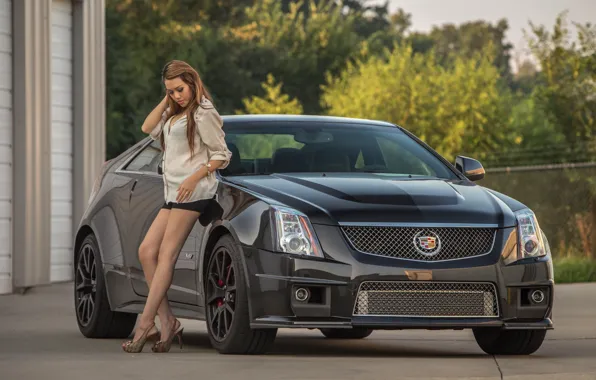 Авто, Девушки, красивая девушка, Cadillac CTS-V, позирует над машиной, LindaTom