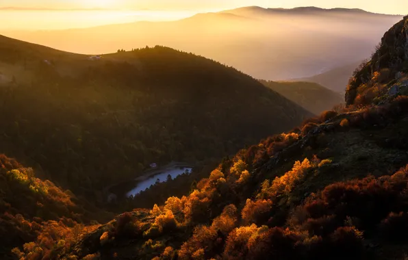 Лес, небо, горы, водоём, Automn