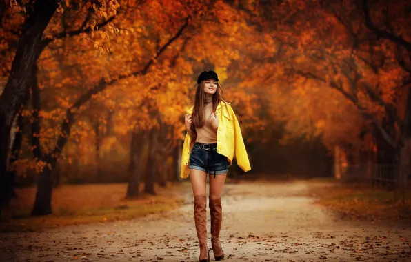 Картинка осень, деревья, модель, шорты, Девушка, сапожки, Ксения, Dmitry Arhar