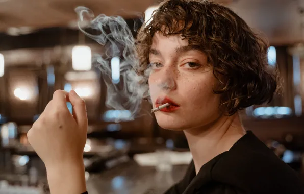 Взгляд, дым, веснушки, smoke, brown eyes, карие глаза, look, freckles