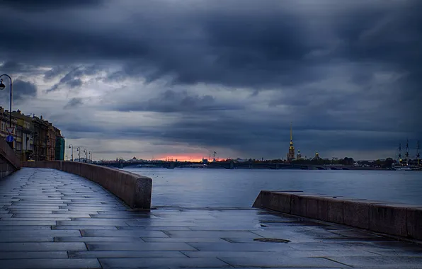 Картинка тучи, река, пасмурно, вечер, набережная, Нева, Санк-Петербург