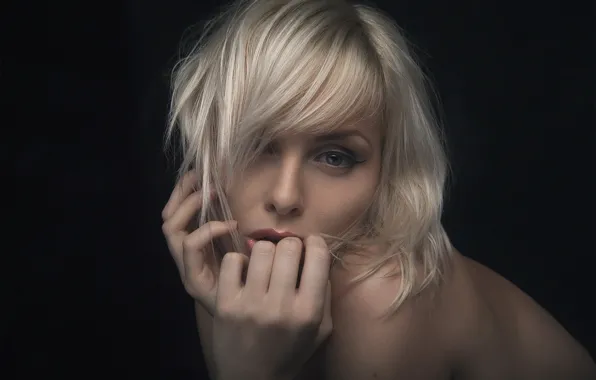 Картинка портрет, макияж, губки, Ulla Wolk