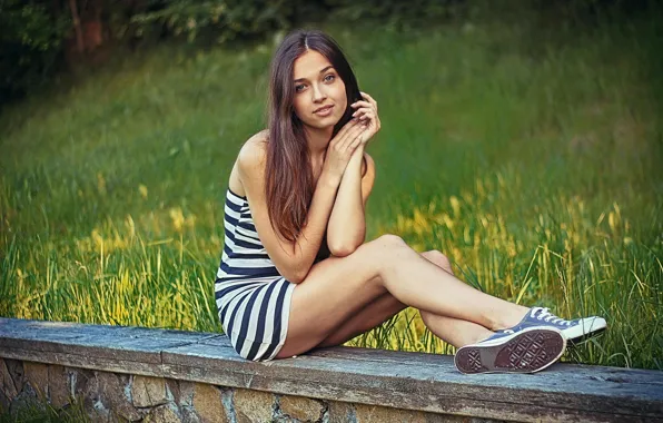 Девушка, Трава, Girl, Платье, Grass, Beautiful, Кеды, Красивая