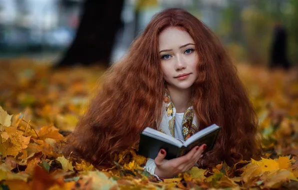 Картинка осень, взгляд, листья, настроение, листва, книга, рыжая, рыжеволосая