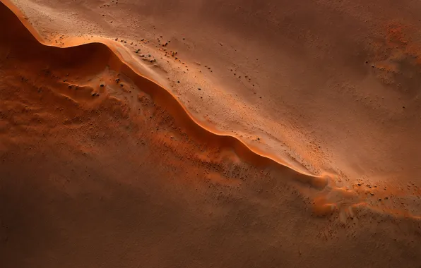 Песок, камни, пустыня, бархан, вид сверху, аэрофотосъёмка
