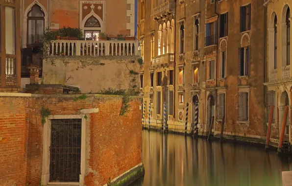 Картинка Италия, дома, огни, канал, Венеция