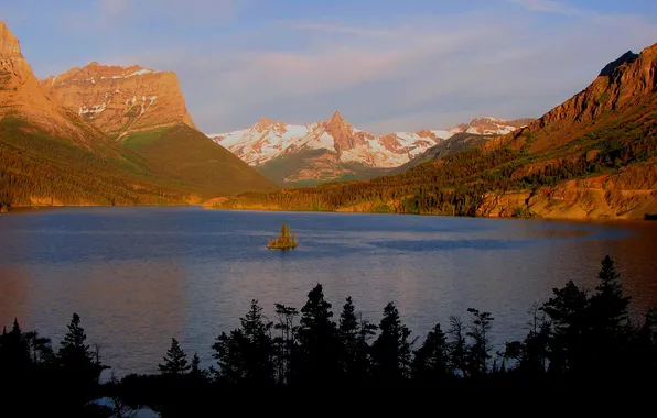 Картинка осень, лес, небо, горы, озеро, остров, Монтана, США