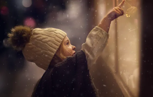 Картинка зима, стекло, свет, снег, улица, вечер, девочка, боке