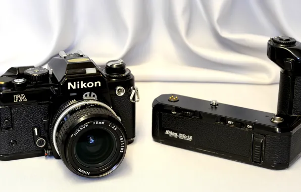 Картинка фон, однообъективный, малоформатный, зеркальный фотоаппарат, привод, Nikon FA, Nikon motor MD-12, матричный замер экспозиции