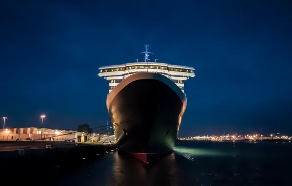 Ночь, порт, France, Le Havre, QUEEN MARY 2