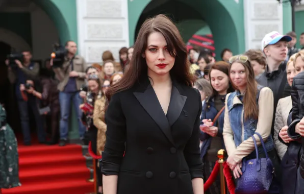 Взгляд, поза, люди, улица, макияж, актриса, hair, look