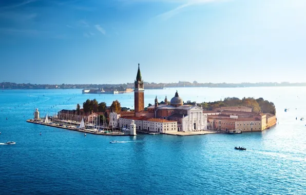 Картинка море, небо, вода, люди, дома, лодки, Италия, Венеция