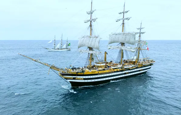 ВМС Италии, Amerigo Vespucci, учебный парусник
