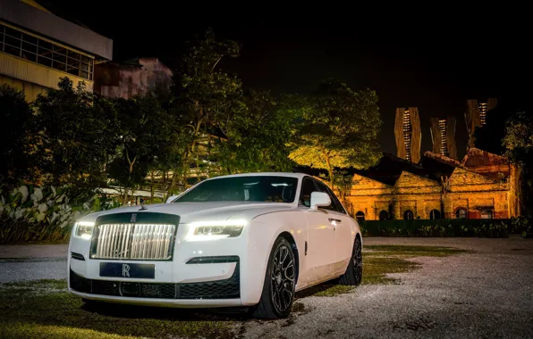 Rolls-Royce, Light, Ghost, Front, White, Side, Rolls Royce Ghost, Black Badge