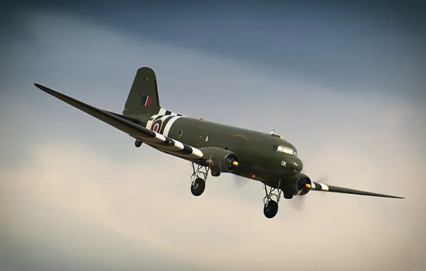 Картинка полёт, самолёт, военно-транспортный, Douglas DC-6, Dakota