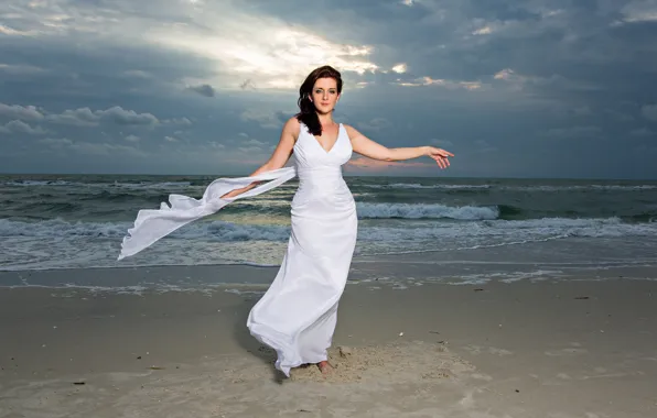 Картинка море, небо, девушка, лицо, ветер, платье