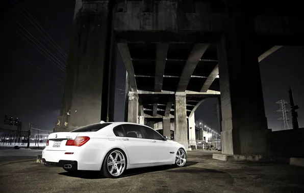 Картинка белый, ночь, мост, бмв, BMW, white, 750Li, 7 Series