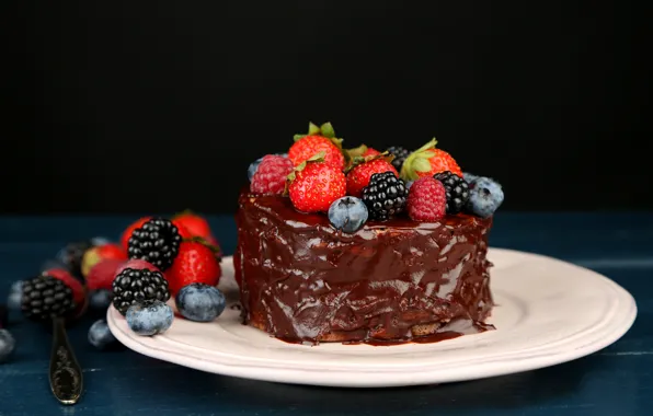Картинка малина, еда, шоколад, черника, клубника, торт, пирожное, cake