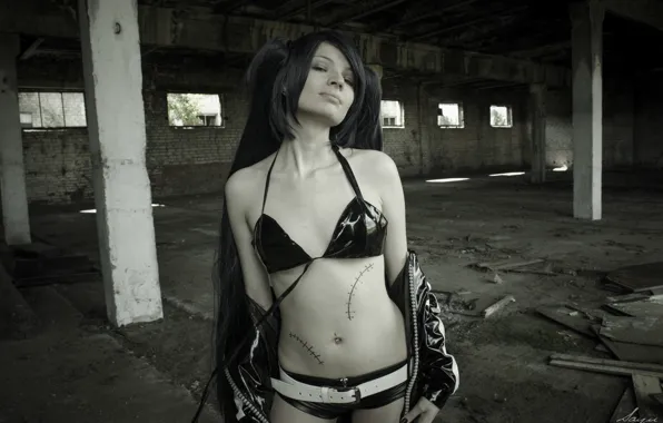 Cosplay, brunette, scar