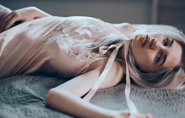 Взгляд, милая, блондинка, лежит, Mary