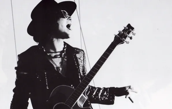 Bunbury, Licenciado, Cantinas, Enrique