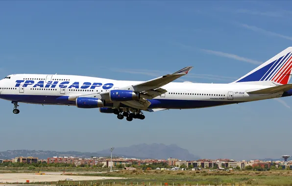 Boeing 747, 747-400, Трансаэро